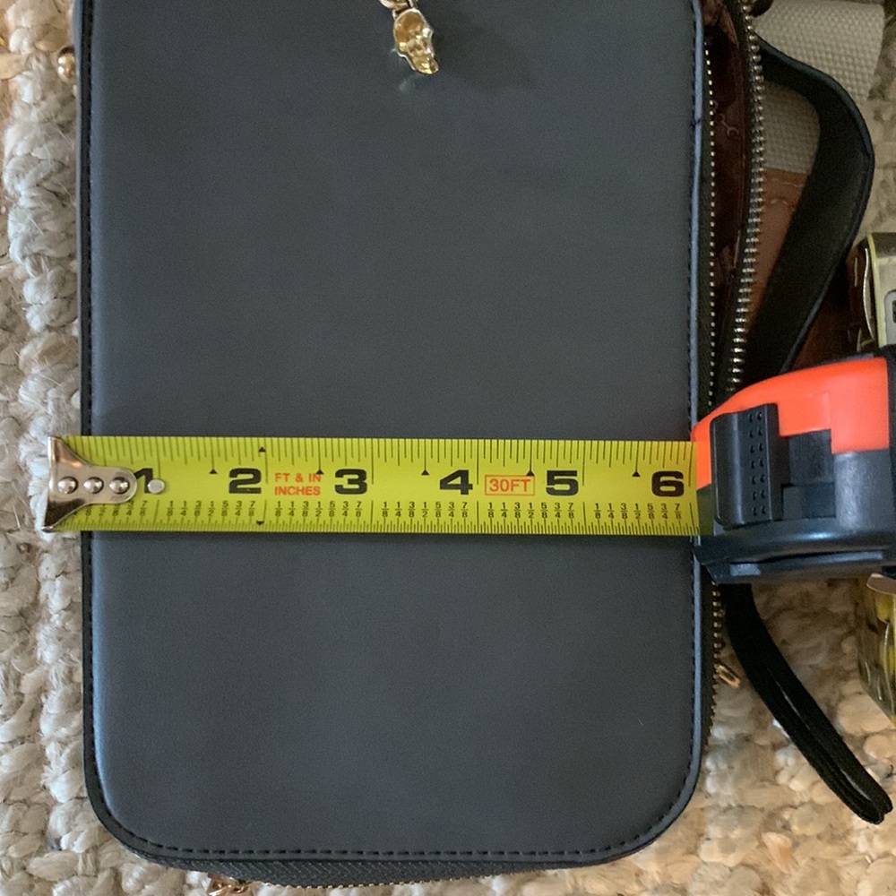 Camera crossbody - Picture 6 of 9